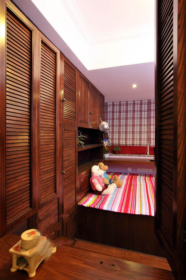 浪漫次臥美從餐廳隔半出美式田園風(fēng)格裝修