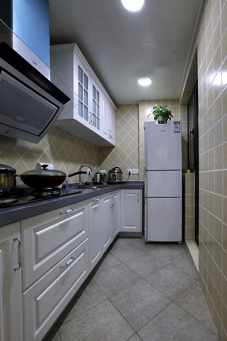 田園地中?；齑铒L格裝修